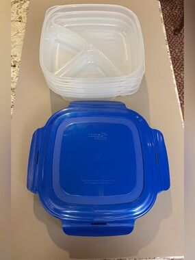 LocknLock 4 Piece Divider Plates with Cobalt Blue Lids - Divided Food Storage